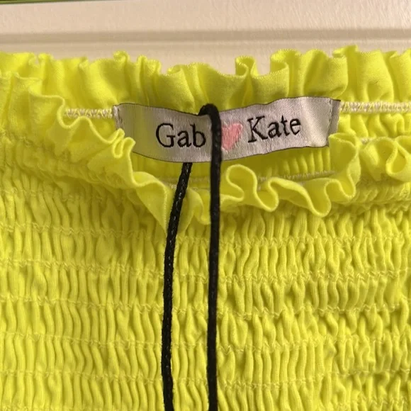 NWT Gab Kate smocked yellow tube top - Picture 4 of 6